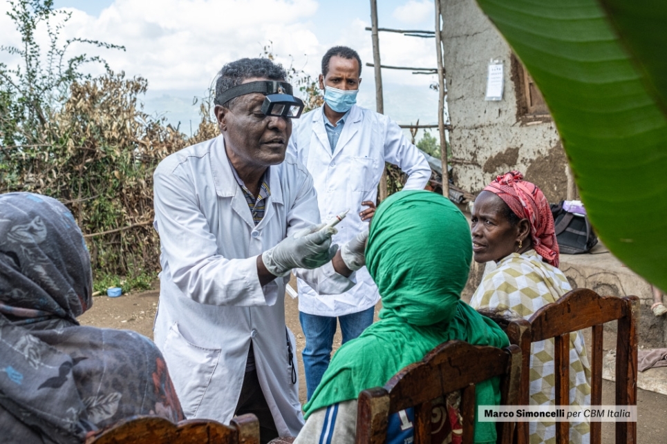 visita oculistica in Etiopia