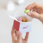 scatolina porta confetti bianca e rossa