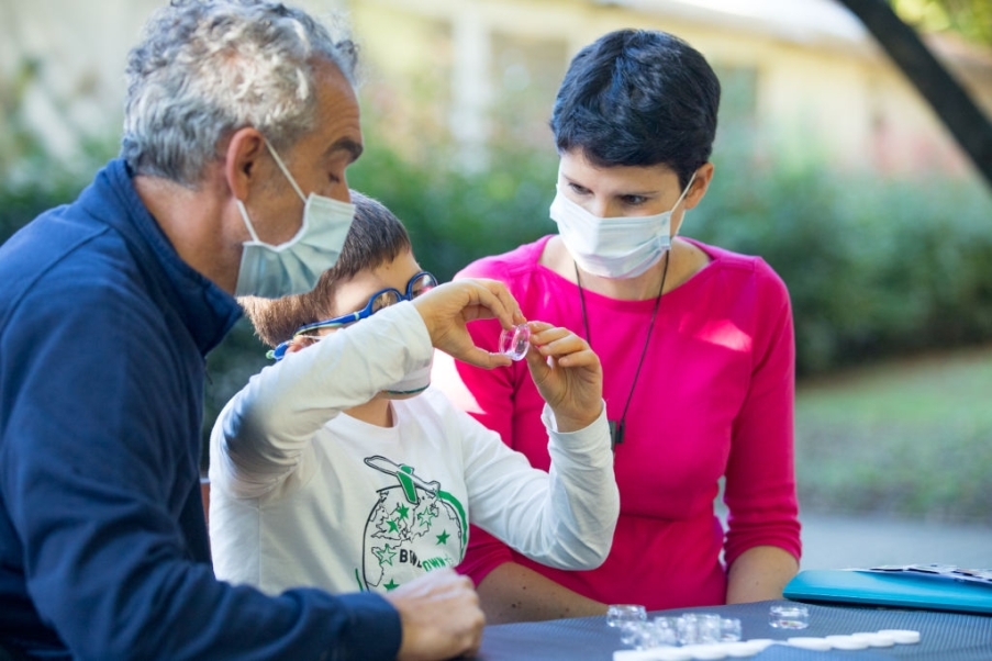 bambino in terapia educo-riabilitativa